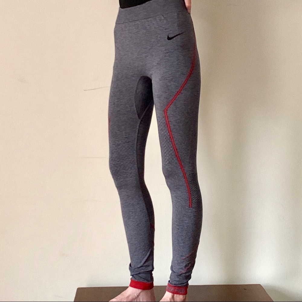 XS Nike Full-Length Leggings Yoga Pants